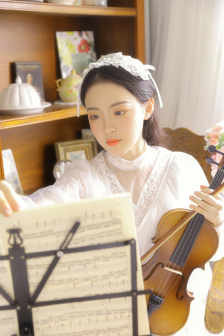 完美嫁衣抱抱俏佳人