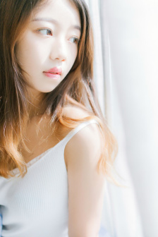 高校老师诱骗女生